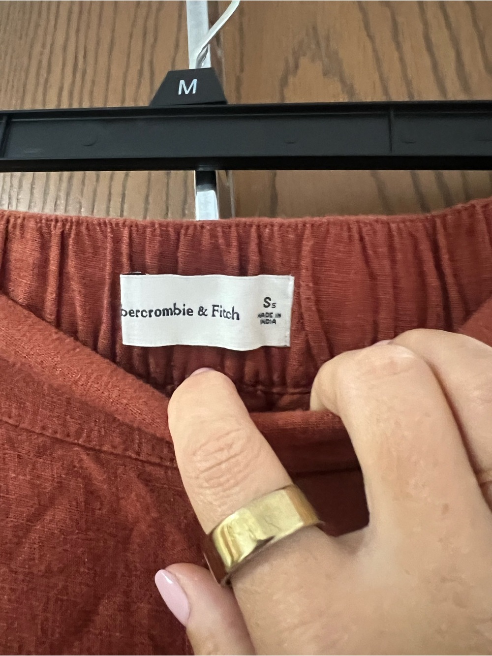 Abercrombie rust color linen blend pants - Picture 3 of 3